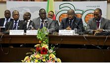 Macky Sall qui s'exprime devant les ministres de la culture des ACP Macky Sall qui s'exprime devant les ministres de la culture des ACP