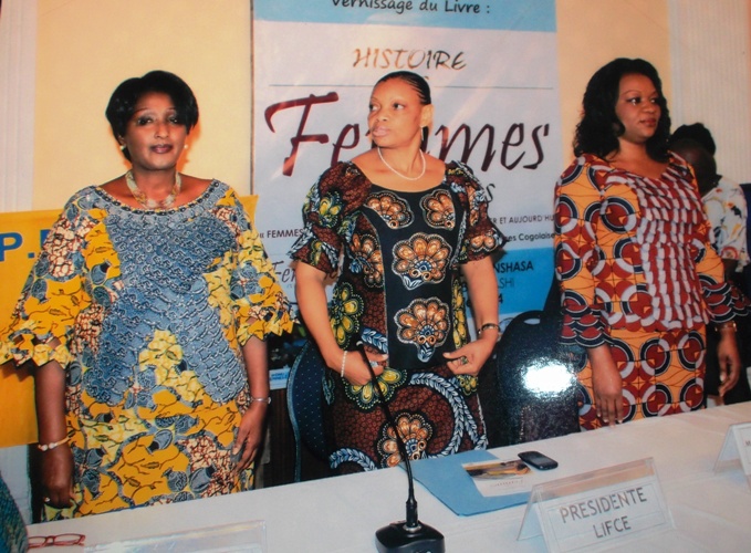la représentante de l'Onu-femmes, la présidente de la Lifce et la ministre du genre, lors du vernissage la représentante de l'Onu-femmes, la présidente de la Lifce et la ministre du genre, lors du vernissage
