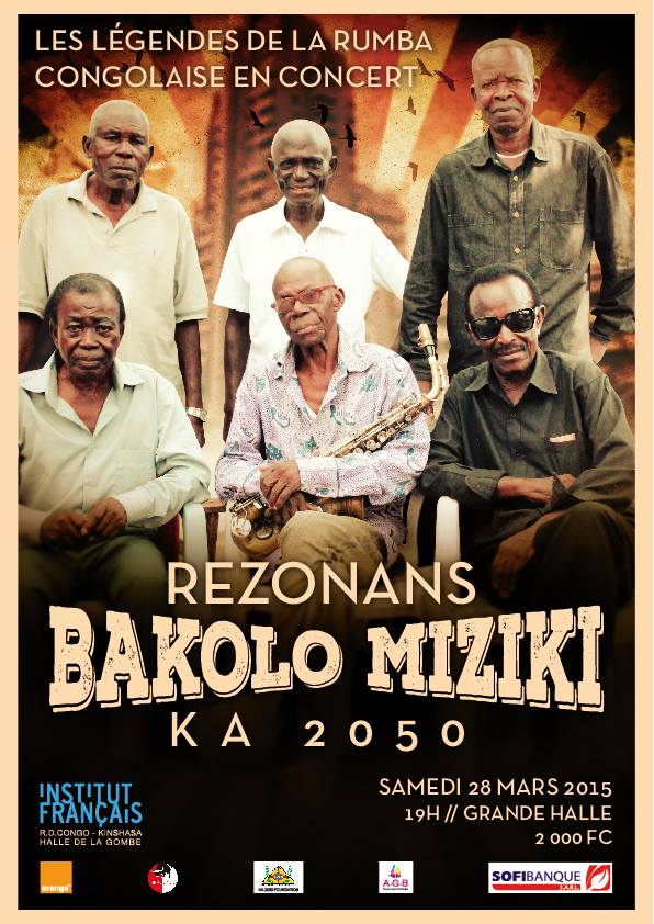 Maproko assis au centre sur l’affiche de son dernier concert 