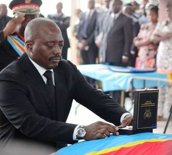  Le Président de la République prêt à décorer la dépouille de Papa Wemba 