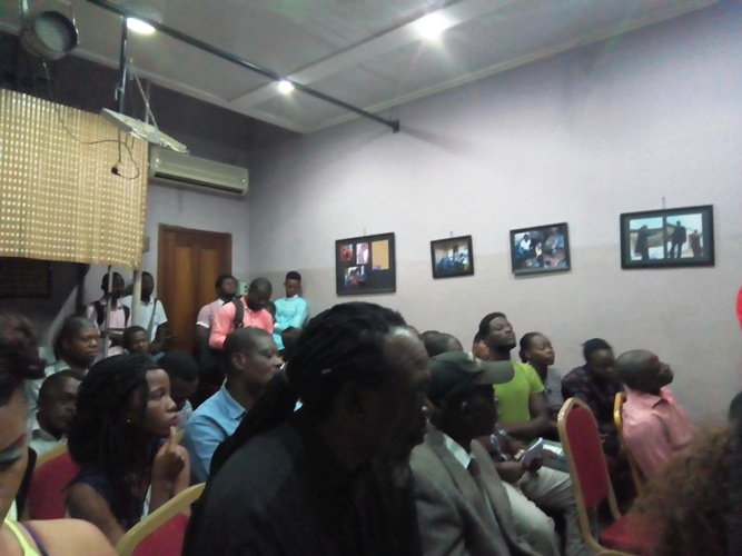 Une vue de l’auditoire assistant au Colloque Rumba Parade Une vue de l’auditoire assistant au Colloque Rumba Parade