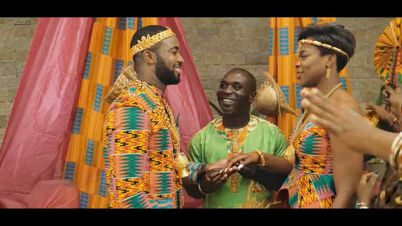 Un extrait du clip Kumama