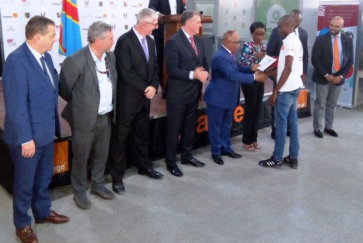 La remise des attestations aux vingt-cinq jeunes formés au Lisungi FabLab