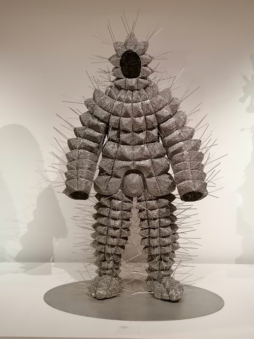 Une des œuvres d’art contemporaine exposée 