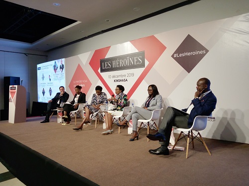 Le panel de la dernière conférence plénière (Adiac) Le panel de la dernière conférence plénière (Adiac)