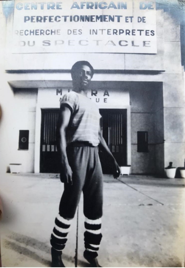 1 : Longa Fo alors étudiant à Mudra Afrique, de 1978 à 1981/ DR