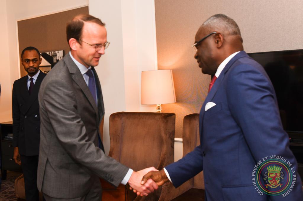 Le Premier ministre Anatole Collinet Makosso lors d'une des séances d'entrevues à Bruxelles, Belgique, juin 2022