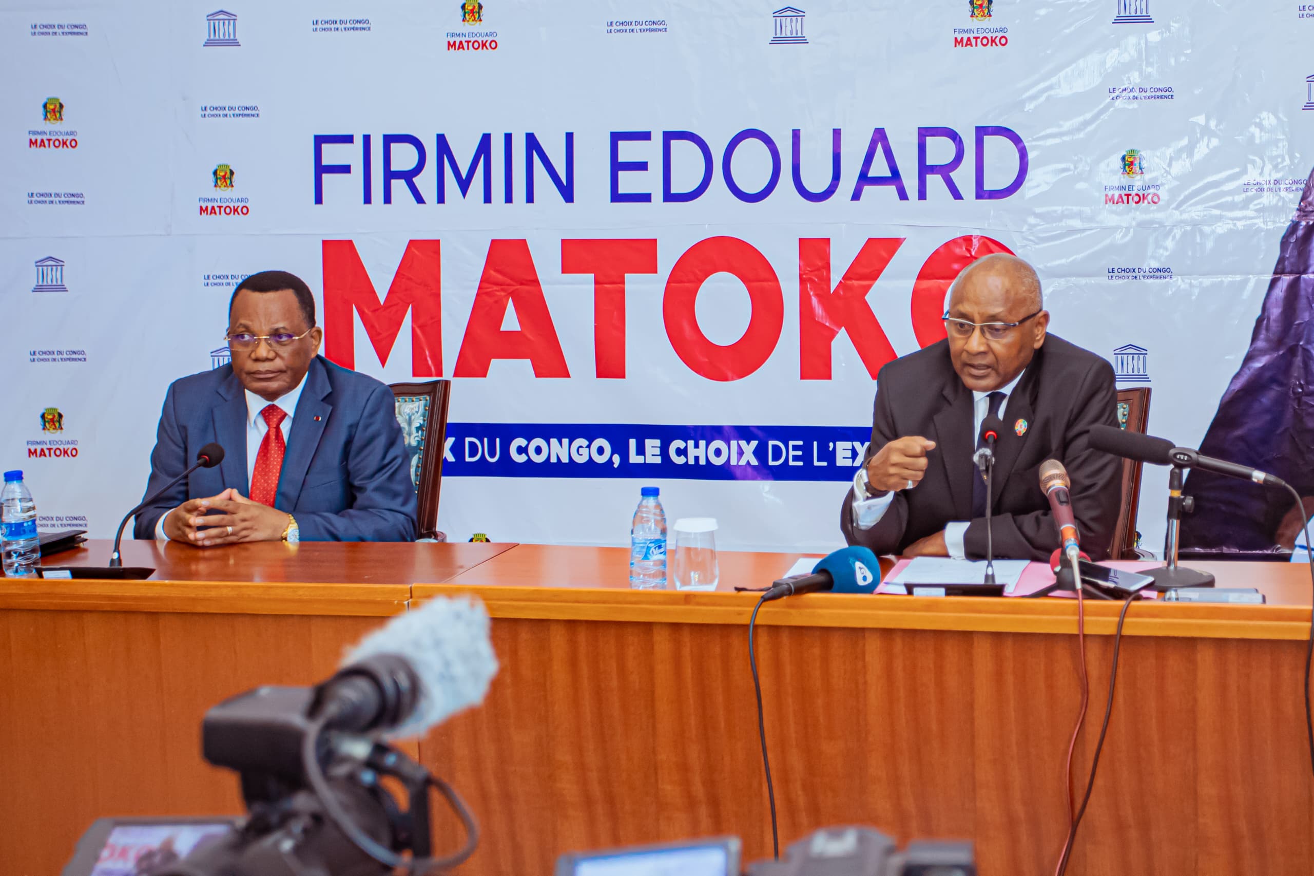 Edouard Philippe Matoko  lors de la séance de présentation au corps diplomatique à Brazzaville 