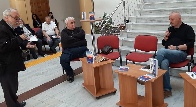 Vue partielle d'une des séquences en plénière du Festival international de Râmnicu Vâlcea en Roumanie, édition de mai 2023