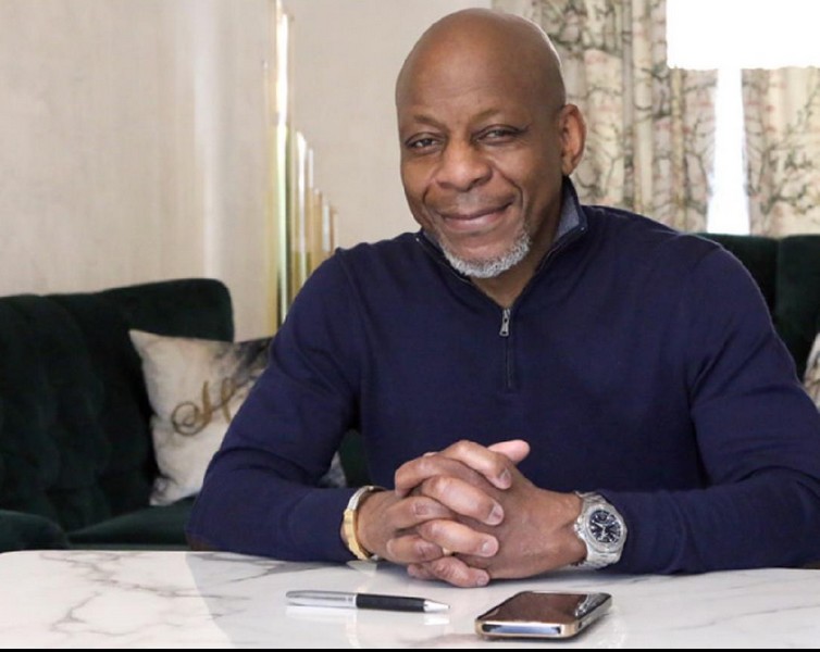 Jean-Luc Kitoko, entraîneur et coach de l’Équipe de France de Kickboxing depuis 2009