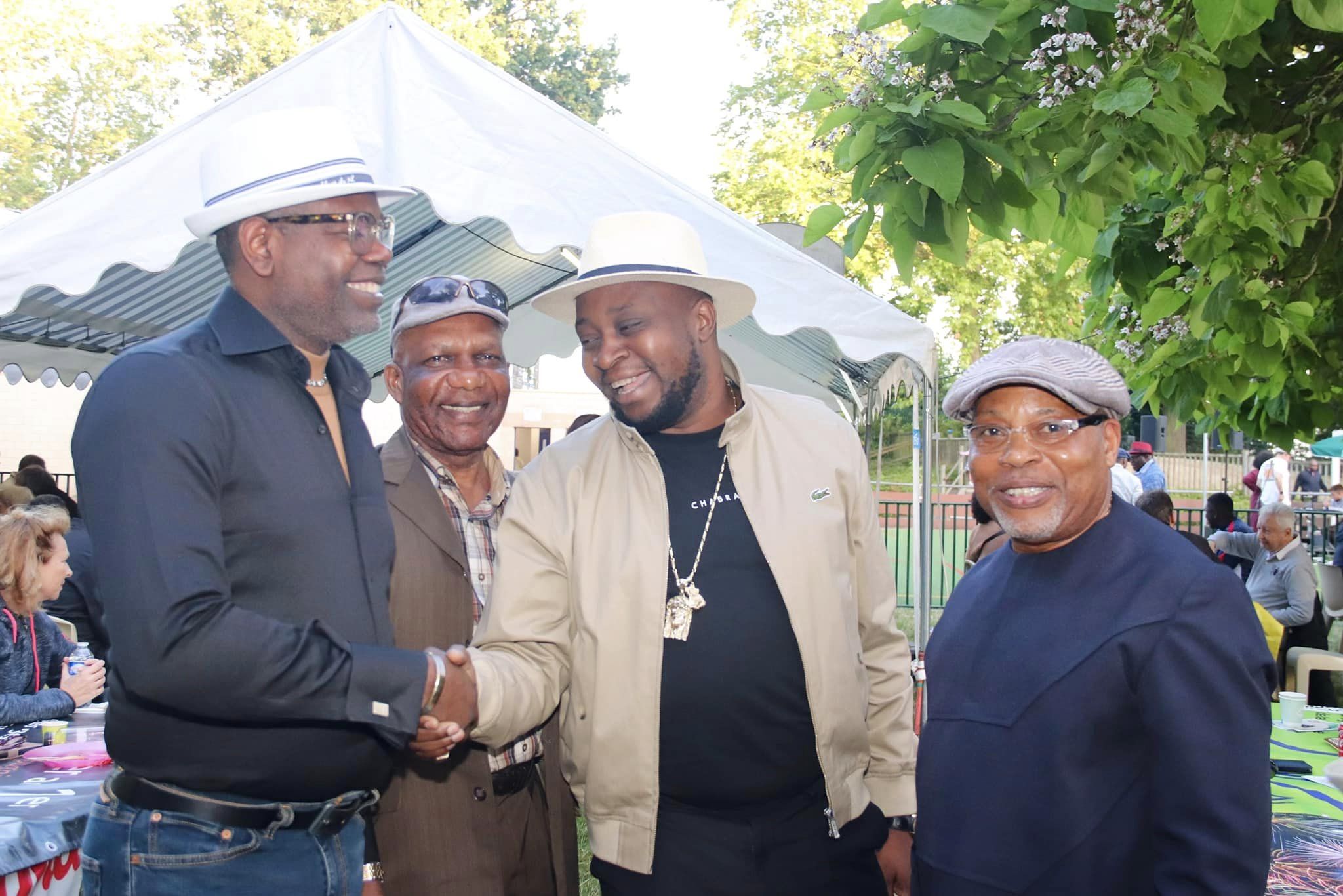 13ème édition de la guinguette africaine de Suresnes -Roga Roga invité d'honneur