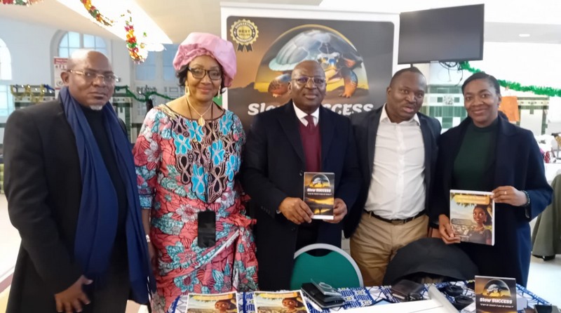 Marché de Noël congolais en présence du Ministre conseiller  Armand Rémy Balloud-Tabawé