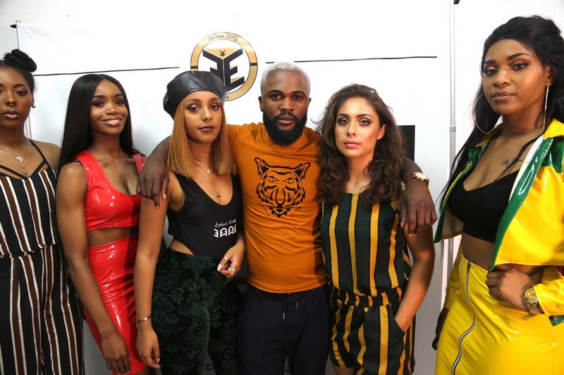 Etienne Eusty Mode au centre de ses mannequins du défilé de mai 2018 à Paris