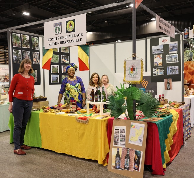 Stand du Comité de jumelage Reims-Brazzaville au salon de la Gastronomie et de la Bière artisanale