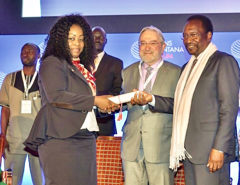Vanessa Mavila lors de la sa nomination au sein de la Communauté la nomination officielle des « Nouveaux Leaders du Futur Crans Montana Forum" à Bruxelles
