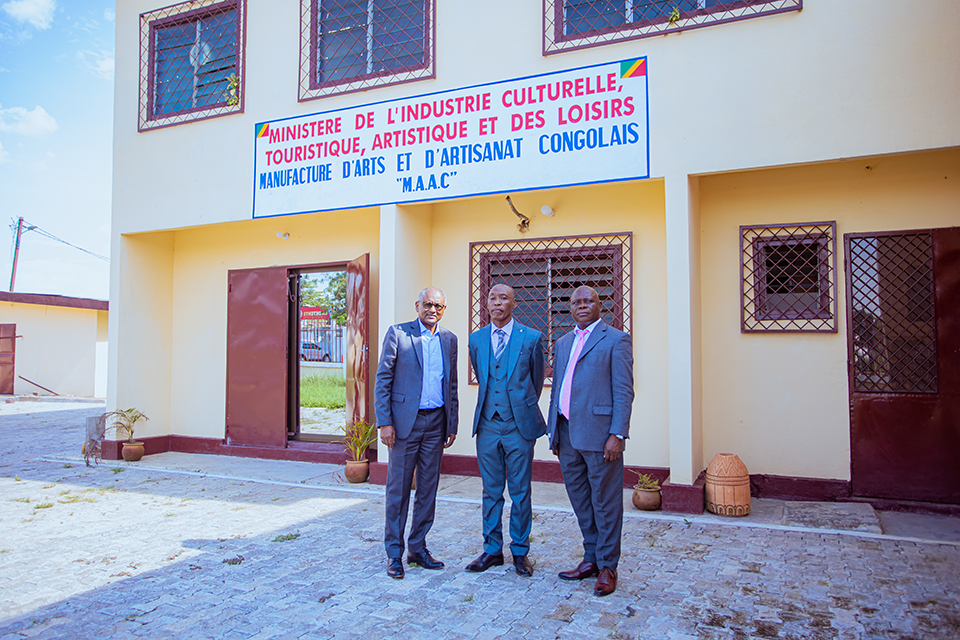 Visite de terrain de Firmin Edouard Matoko à Brazzaville